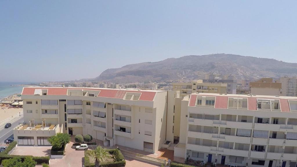 Erice Beach Mare Delux Exterior foto